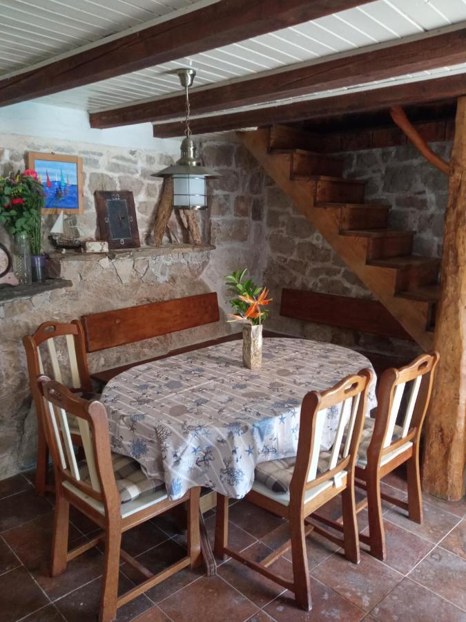 Holiday Home - Pavenka Donje Selo na Šolti Εξωτερικό φωτογραφία